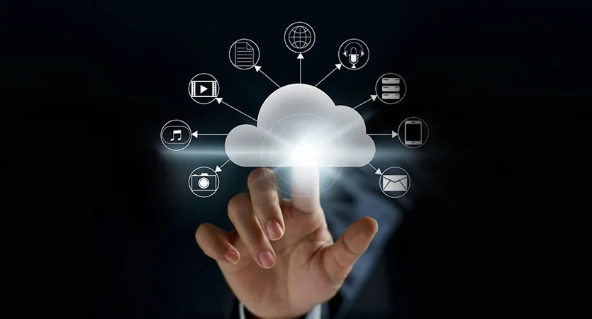 Diagram illustrating the six key advantages of cloud-based automated testing in 2026.